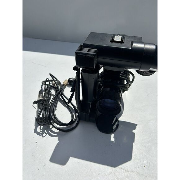 Vintage RCA CKC-018 Video Camera Untested With Vtg Bell & Howell Microphone Unt. - Picture 11 of 11